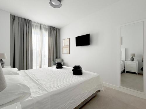 Estepona Town Luxury Apartment PLUTO
