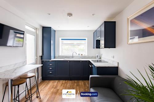 2 Bed Apartment By StirkMartin Stays Short Lets & Serviced Accommodation Cardiff With Free Parking & 7mins to City Centre photo 5