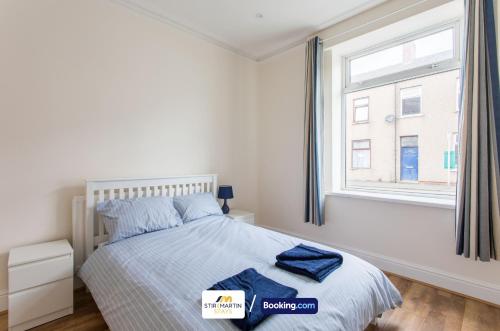 2 Bed Apartment By StirkMartin Stays Short Lets & Serviced Accommodation Cardiff With Free Parking & 7mins to City Centre photo 10