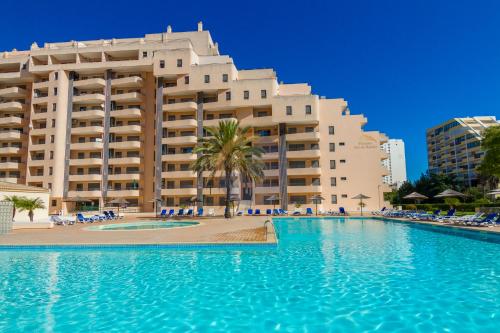 Paradise Beach Apartments with Pool SE