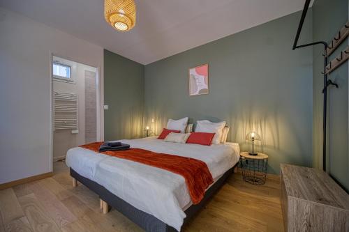 En eller flere senge i et værelse på Gîte au château