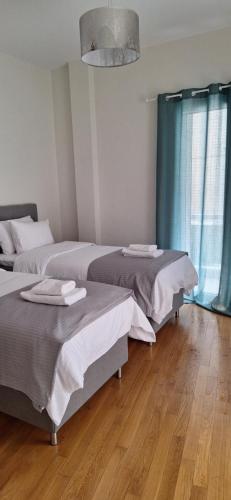 Xenia's Elegant Acropolis Suite