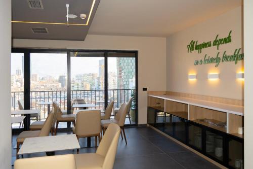 Restaurace v ubytování Si Hotel Tirana