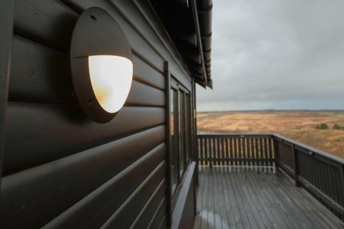 Balcon ou terrasse dans l'établissement Cozy cabin near golden circle with panoramic views