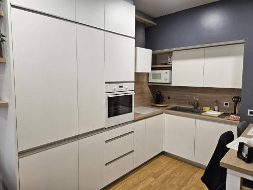Flexible SelfCheckIns Zagreb 281 - 2 Bedroom Apartment - WiFi - Keybox entry