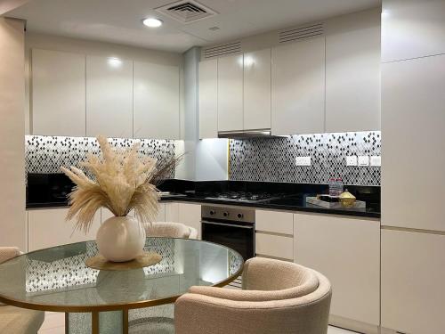 Gallery image of Keyrock Living - Burj Khalifa View Retreat with Pool in Dubai