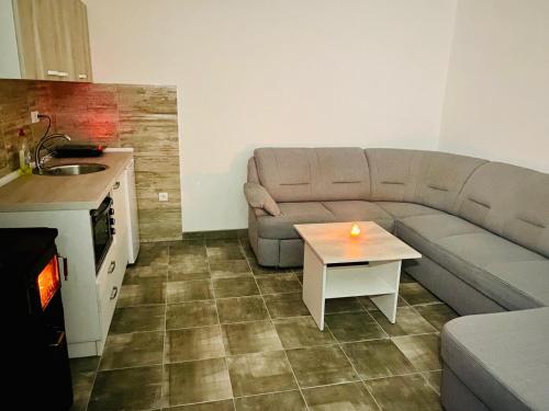 Kuchyň nebo kuchyňský kout v ubytování Dr Genius Holiday Home