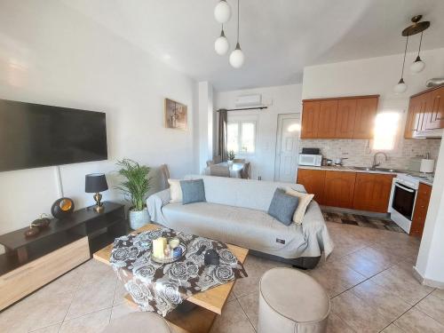 Kuchyň nebo kuchyňský kout v ubytování Guest House Alepou Leros