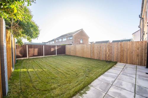 Stylish 3-Bed Home-Liverpool photo 16