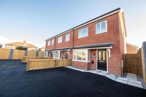 Stylish 3-Bed Home-Liverpool photo 7