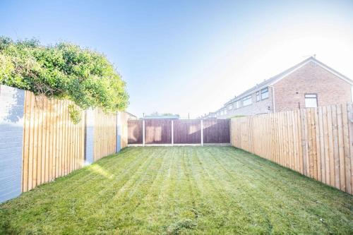 Stylish 3-Bed Home-Liverpool photo 29