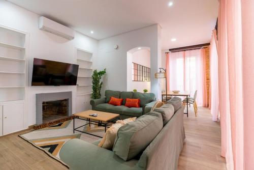 Aurora Nueva Casa Maestranza Catedral Parking