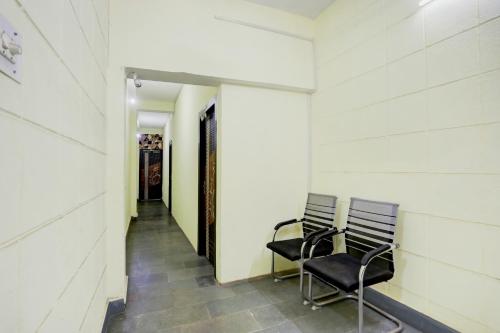 Gallery image of Hotel O Holiday Guest House in Gulzārbāgh