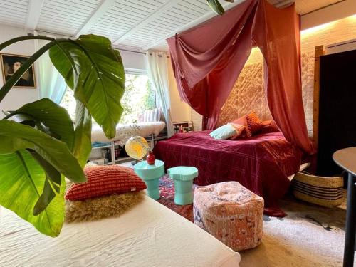 Posezení v ubytování Hübsche Wohnung mit Gartennutzung