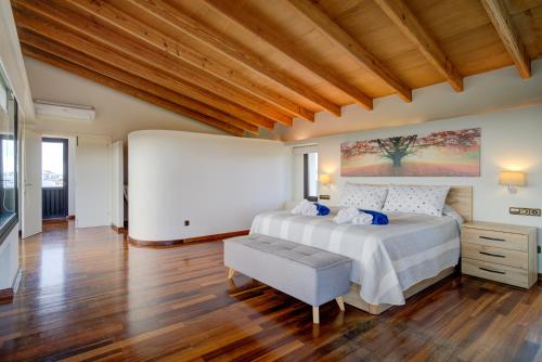 Gallery image of Binife - Villa rodeada de naturaleza y con piscina in Alaior