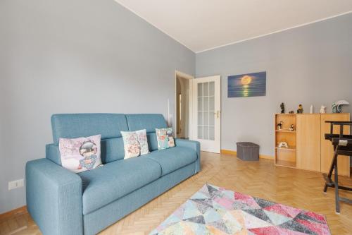 GuestHost - UNIMI & Politecnico Roomy Apt with Balcony