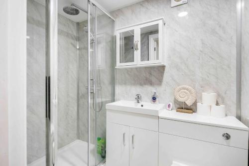 Koupelna v ubytování The Nook