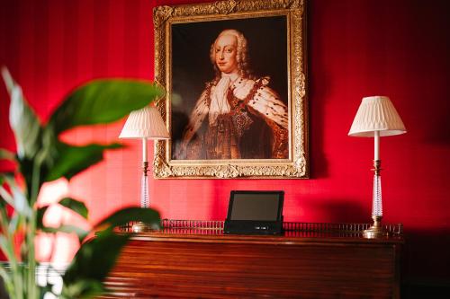 Imagem da galeria de Cliveden House - an Iconic Luxury Hotel em Taplow