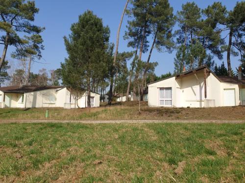 maison 2 chambres Domaine Du Lac avec bain nordique