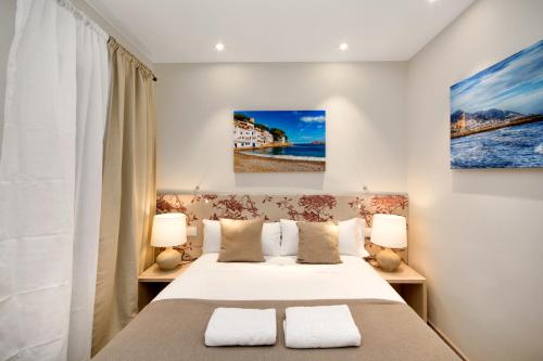 Eixample Building Apartments by Mercedes Heritage photo 103