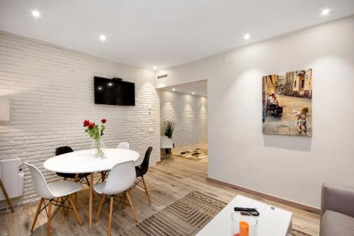 Eixample Building Apartments by Mercedes Heritage photo 101