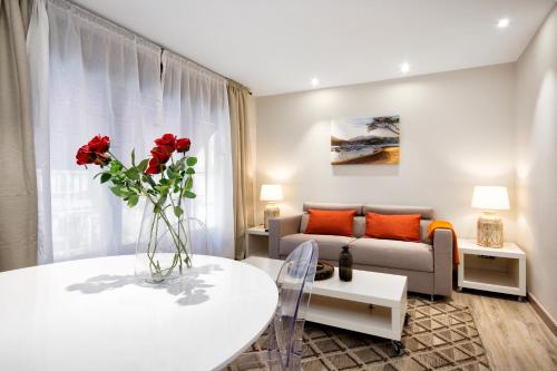 Eixample Building Apartments by Mercedes Heritage photo 106