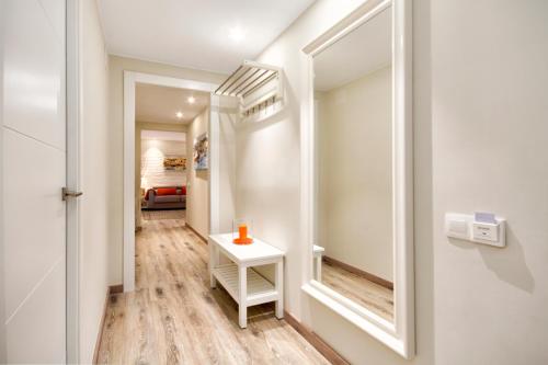 Eixample Building Apartments by Mercedes Heritage photo 113