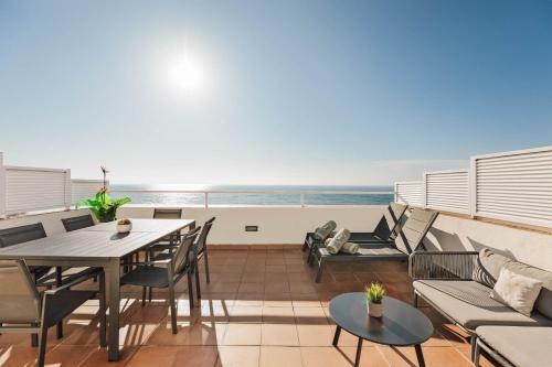 Sitges Group Beach Dreams