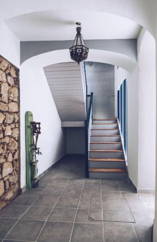 Φωτογραφία από το άλμπουμ του Luxury 2-BR Apartment in The Nook with Lift Access and Prime Central Location στο Gibraltar