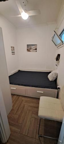 Miljanić Beachside Apartment Perea
