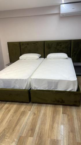 Postel nebo postele na pokoji v ubytování ESTEL Home