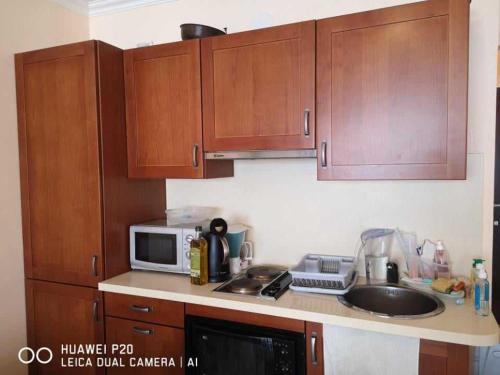 Afbeelding uit fotogalerij van La Terrasse du Cheiron in Gréolières