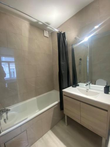 Photo de la galerie de l'établissement Le Saint André, à Lille