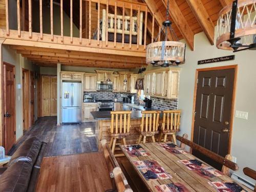 Φωτογραφία από το άλμπουμ του Pocono Mountain Retreat σε Cresco