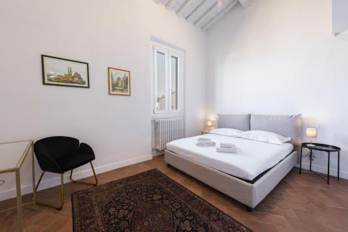Santa Maria Novella penthouse by MMega