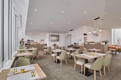 Εστιατόριο ή άλλο μέρος για φαγητό στο Appart Hotel Odalys City Paris XVII