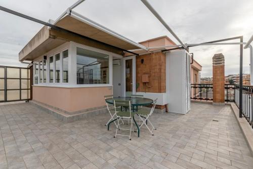 San Paolo - 10 min from Metro and 30 mq Terrace