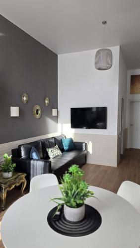 Las Artes Hlius Luxury Apartments photo 12
