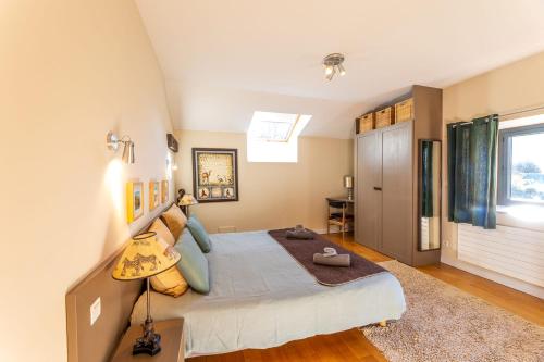 Cama o camas de una habitación en Grand gîte 4 étoiles - Bain nordique