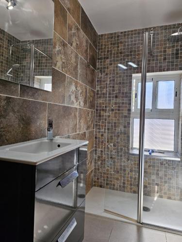 Iguazu Yumbo - Two Bedroom Apt
