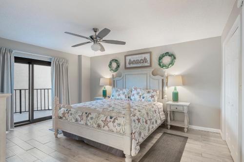 Кровать или кровати в номере Watercrest 210- Sleeps 12 - Thomas Drive Retreat