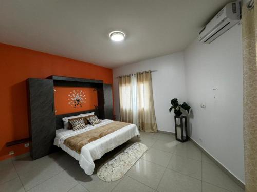 Кровать или кровати в номере Sofana Residence
