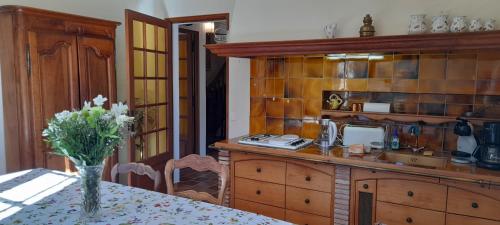 Nápoje v ubytování Maison provençale chaleureuse avec piscine