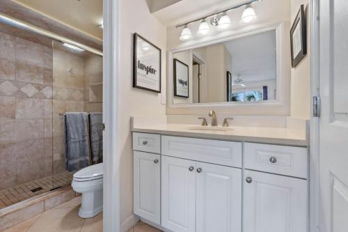 Ένα μπάνιο στο Ocean Village Club O31