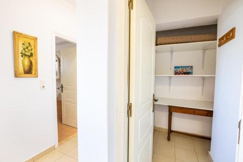 Gallery image of Konas Apartments in Karpathos Town
