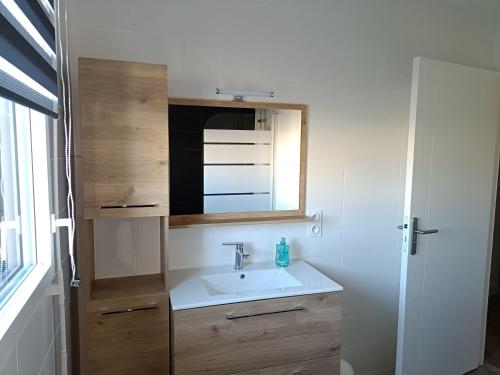 Kuchyň nebo kuchyňský kout v ubytování Maison à Bais