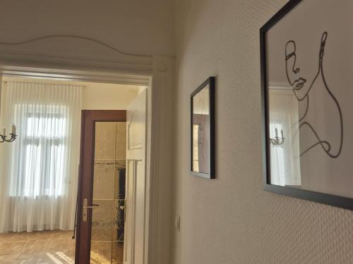 Φωτογραφία από το άλμπουμ του Gehobene FeWo in historischer Villa an der Therme,Parkplatz inklusive σε Bad Ems