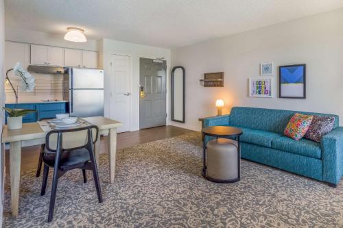 Sonesta ES Suites Austin The Domain Area Image