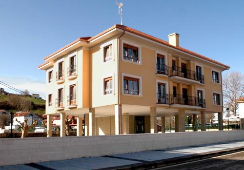 Gallery image of Apartamentos Costa Costa in Suances
