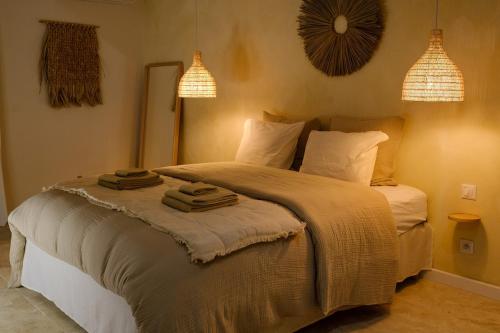 AMA, suite avec baignoire balnéo et sauna privé